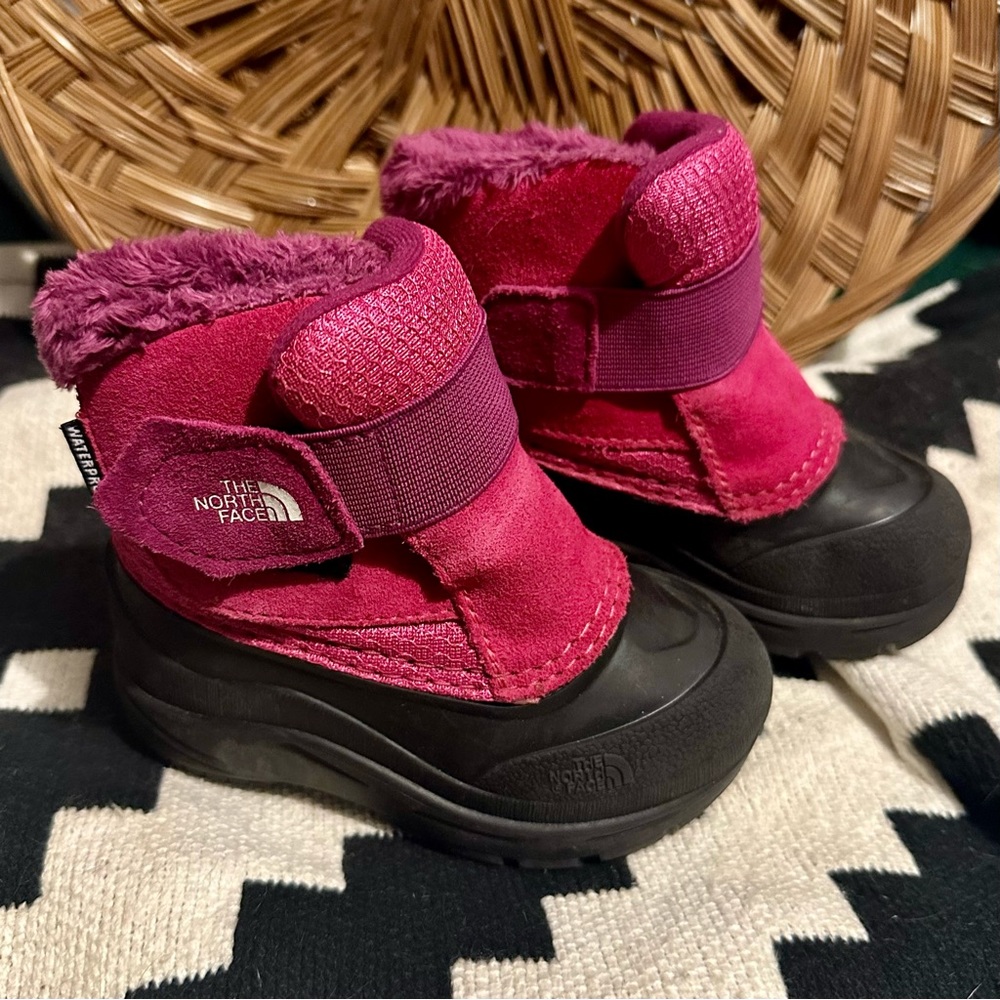 Toddler North Face winter boots